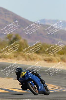 media/Mar-21-2025-CVMA Friday Practice (Fri) [[30cd4fe323]]/5-Racer 4/Session 3 (Turn 10)/